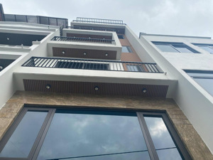 bán nhà phố bồ đề, long biên, 60m2, 5 tầng, mt 4.2m, nhỉnh 16 tỷ.
