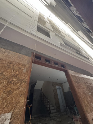bán nhà phường bồ đề 35m2 - 6tầng thang máy giá 8tỷ9 - ngõ thông ra đường hồng tiến