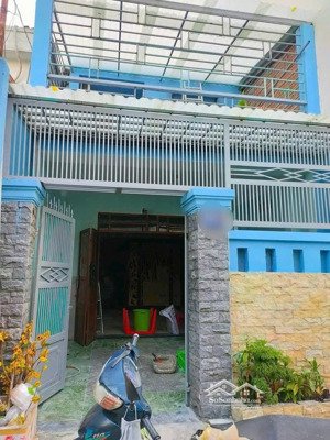 nhà chính chủ gủi cần bán gấp thuộc phường đông hung thuận, q12, dt: 4,5 x 18m, giá: 3ty100tr