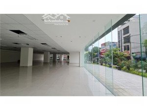 cho thuê stm mbkd lô góc 120 định công - hoàng mai (t2), 900m x 1 tầng, mặt tiền 100m