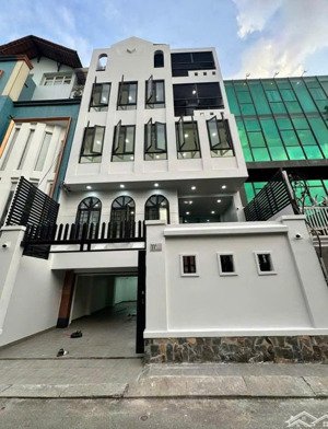 bán nhà siêu đẹp khu hoa đào, q. phú nhuận - 6x24m, 4 tầng, bán 28 tỷ