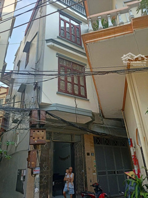cho thuê nhà riêng 4 tầng ô tô vào tận nhà full nội thất ngõ 477 nguyễn trãi, thanh xuân