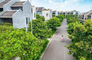 hàng hiếm: biệt thự hội an 2 mặt tiền 250m, gần phố cổ giá tốt - full booking mùa lễ