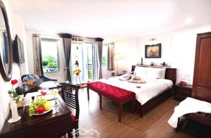 còn duy nhất 1 căn - đẹp nhất phân khúc ! bán nhà mặt phố hàng gà 86m2 - 4.8m mặt tiền - 48 tỷ- vip