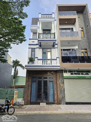quá rẻ: 3tỷ550 nhà 1 trệt 2 lầu kdc khang đạt gần ngã tư miếu ông cù, tp. thuận an