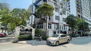 cho thuê biệt thự nguyễn thị định-100m2, xây 4 tầng + 1 hầm gara ,oto xe máy đỗ thoải mái ...