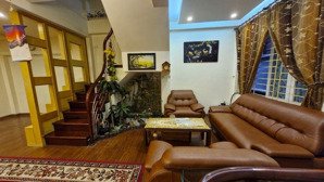 bán gấp nhà mặt phố hồ văn chương, vỉa hè, kinh doanh đỉnh, mặt tiền 7m, 40m2 nhỉnh 16 tỷ.