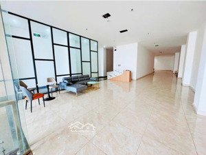 cho thuê văn phòng ở 481 cộng hoà cổng vào ga t3 ưu đãi 30% cho 3 khách thuê đầu tiên