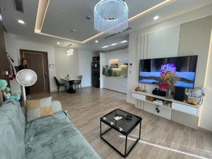 cho thuê căn 2 phòng ngủ ở ct1 luxury riverside nha trang