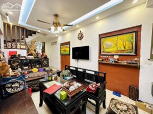 Bán nhà phân lô Hồ Đắc Di, Đống Đa 60m ô tô tránh vỉa hè 19 tỷ