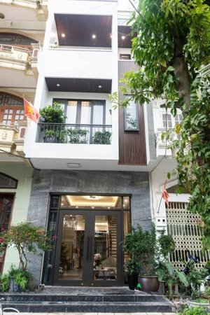 cho thuê nr nguyễn thị định - 65m x 5 tầng - thông sàn - phù hợp kinh doanh, văn phòng - 28tr