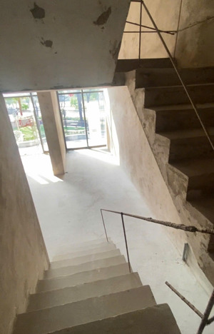 bán gấp căn shophouse có vị trí đắt địa ở vinhomes ba son - quận 1 - tp. hồ chí minh