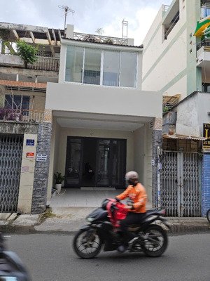 nhà mặt tiền nguyễn trọng tuyển, p1, tân bình, 4x20 nở hậu