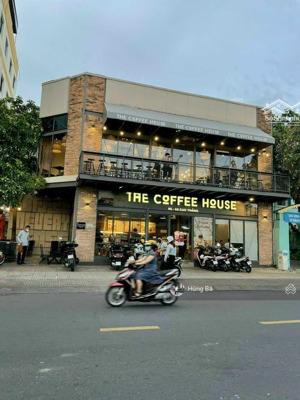 ngang siêu lớn! bán nhà mặt tiền âu cơ - tân bình. dt: (20 x 48m) - 2tầng - hđt: 220tr. giá 85 tỷ
