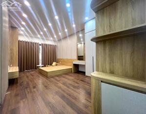 Nhà Hậu Dưỡng Kim Chung, Phân Lô Đẹp Ô Tô đỗ cửa, giá mua ở