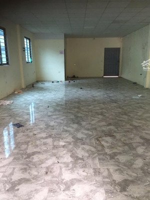 kim quan thượng - việt hưng - 15 triệu/th - kinh doanh các mặt hàng, hàng ăn, kho hàng