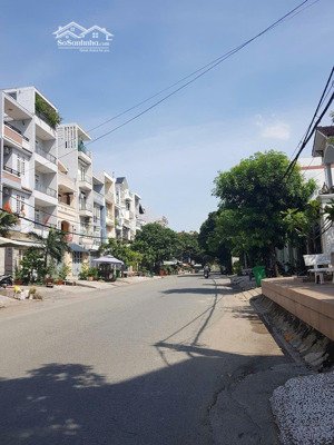bán nhà mặt tiền - kdc bình hưng, 72m2, 04pn, xe hơi trong nhà, chỉ 8 tỷ, đối diện bến xe quận 8