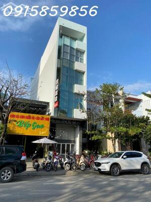 Cho thuê nhà nguyên căn làm văn phòng làm việc, trung tầm đào tạo...vv mặt tiền Số 206 đường 30/4, trục đường rộng 30m P. Hòa Cường Bắc, Đà Nẵng