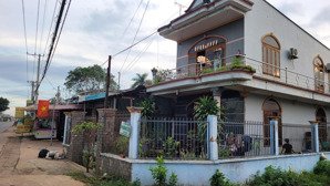 cần bán nhà mặt tiền đẹp vị trí đắc địa tại xã cây gáo đường nguyễn hoàng