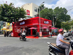 duy nhất,chính chủ cần bán nhà góc 2 mặt tiền đường cửu long p15 quận 10 dt: 77m2 giá 28 tỷ