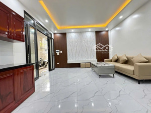 bán nhanh nhà 5 tầng phố lụa, full nội thất chưa bóc tem, ba gác đỗ cửa