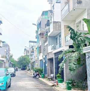 bán nhà mặt phố nguyễn duy trinh, 5,4 tỷ, 56m2, giá cực chất