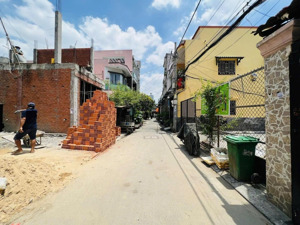bán lô đất mt lã xuân oai dt 80m2, còn bớt kinh doanh tốt shr