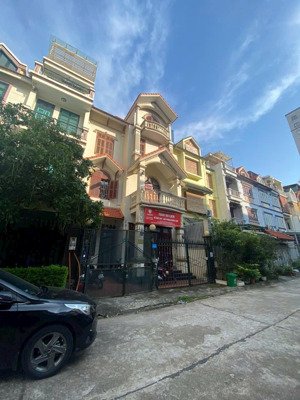 cho thuê nhà liền kề kđt đại kim, đại học thăng long, đường nguyễn xiển