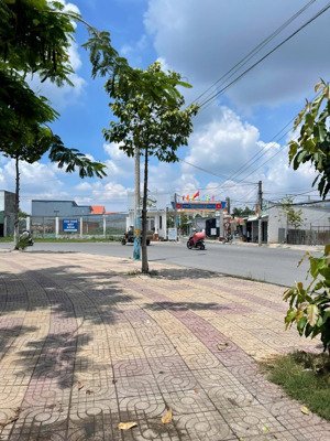 chính chủ gửi 175m2/620tr. nguyễn an ninh cần giuộc.đất thổ cư. sang tên công chứng trong ngày