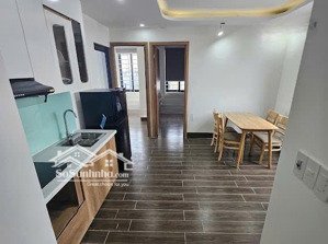 bán toà căn hộ mới 6 tầng 16 căn hộ, 2 mặt tiền, đường 5m lê hữu trác. doanh thu 140 triệu/tháng