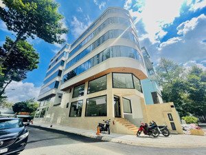 cho thuê tòa nhà mới 100% góc 3mt tạ hiện, tml, quận 2 (hầm 7 tầng - 1400m2) giá 140tr