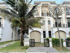 nhà phố view sông thoáng mát - tiện ích đẳng cấp - sổ hồng riêng