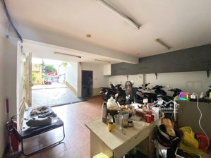bán nhà mặt tiền nguyễn kiệm, p9 phú nhuận đang làm văn phòng công ty 6x15m 7 lầu thang máy 18 tỷ