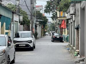 BÁN NHÀ ĐẸP TRUNG TÂM CỐNG THÔN - YÊN VIÊN, KD, OTO TRÁNH DT 95M2 MT 6M GIÁ 10.5 TỶ LH 0986364796