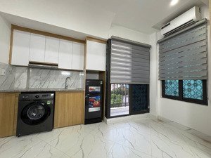 cho thuê phòng tại cự lộc 30m2 giá từ 6,3 triệu/th máy giặt riêng, pccc đảm bảo