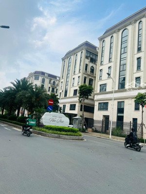 him lam vạn phúc 45m2, 5 tầng vỉa hè kinh doanh, 20m ra trường vạn bảo. giá 16 tỷ xx