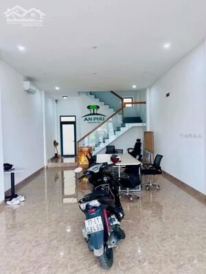 BÁN CĂN NHÀ 3,5 TẦNG MT VÕ NGUYÊN GIÁP THUỘC KĐT AN PHÚ THỊNH – LH: 0939.81.3696