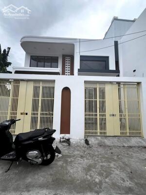 Nhà mê lửng đúc đẹp xây mới k3m ĐÀ SƠN