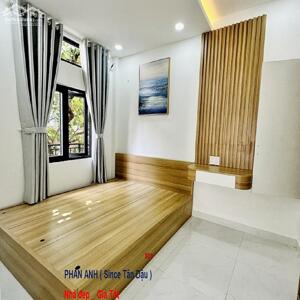  Bán Gấp Nhà Mặt Phố Quận 2 _ Giảm 600 Triệu _ Chỉ 4 Tỷ 9_ Liền kề Nguyễn Duy Trinh. 