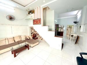 Bán gấp nhà HXH, 52M, 2T -BTCT, sát Tô Ngọc Vân. Chỉ 4,8.tỷ.