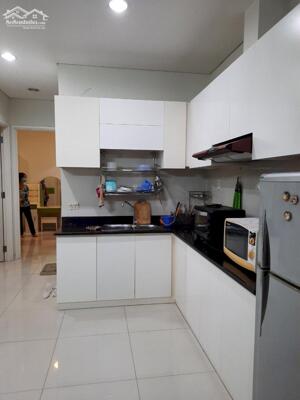 Cho thuê căn hộ Hoa Sen quân 11, diện tích 64m2, 2 phòng ngủ, giá 10tr5