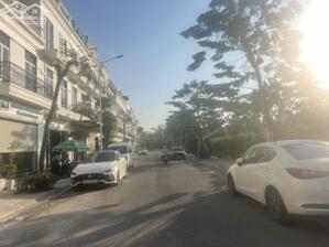 Nhà xây thô VCI SKY, Khai Quang giá 4 tỷ. LH 0399.566.078