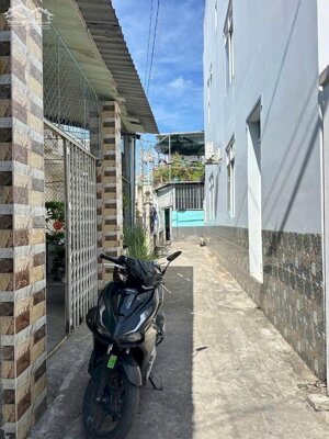 Chủ bán nhà Liêu Bình Hương 101m2 ngay Tân Thông Hội 680 triệu