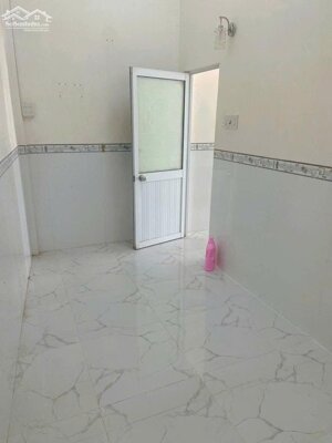 Cho thuê nhà trệt, hẻm 9 trần nam phú, gần đại học y dược
