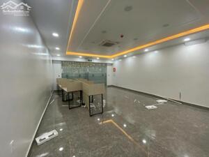 Cho thuê sàn văn phòng tầng 1 Waterfront City
