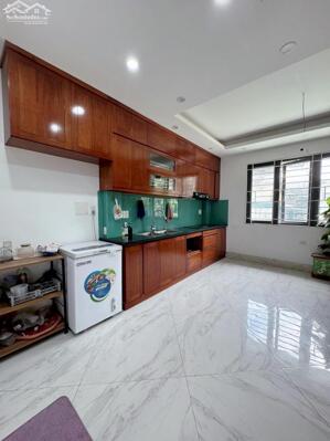 CHO THUÊ PHÒNG NGÕ 13 LĨNH NAM – GẦN TRƯỜNG CẤP 2 MAI ĐỘNG