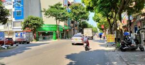 Bán nhà mặt phố Hoàng Công, KDT Kiên Hưng, kinh doanh buôn bán sầm uất, DT 55m2 6T thang máy giá 18.8 tỷ LH 0942.193.386