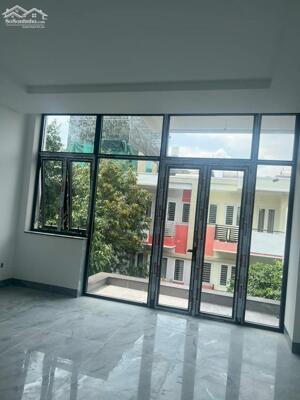 Cho Thuê Nhà 3 Tầng 4PN P.Trảng Dài Kinh Doanh Ở Mới Xây