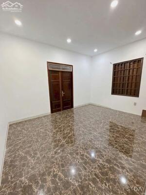 Cho thuê nhà trệt lầu, khu dân cư hưng phú 1, gần siêu thị go