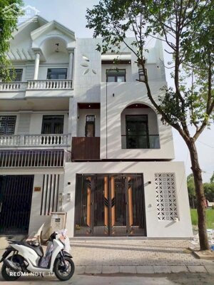 BÁN NHÀ 2 LẦU ĐS.10 KDC NAM LONG - HƯNG THẠNH - CÁI RĂNG - CẦN THƠ